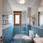 Ma Maisons & פורטונובו
